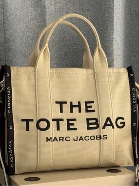 MARC JACOBS tote bag